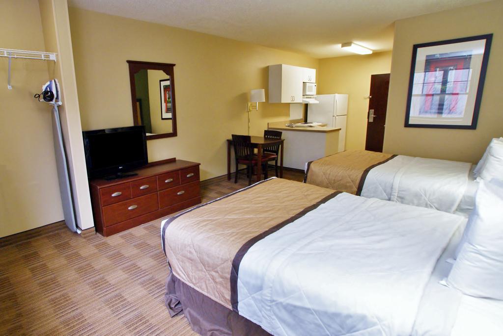 Extended Stay America Suites - Atlanta - Perimeter - Crestline Екстериор снимка